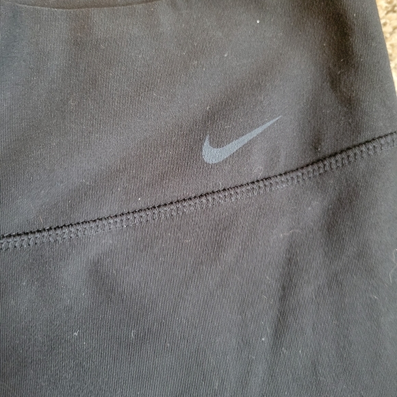 Nike Drifit Leggings sz Medium - Picture 2 of 5